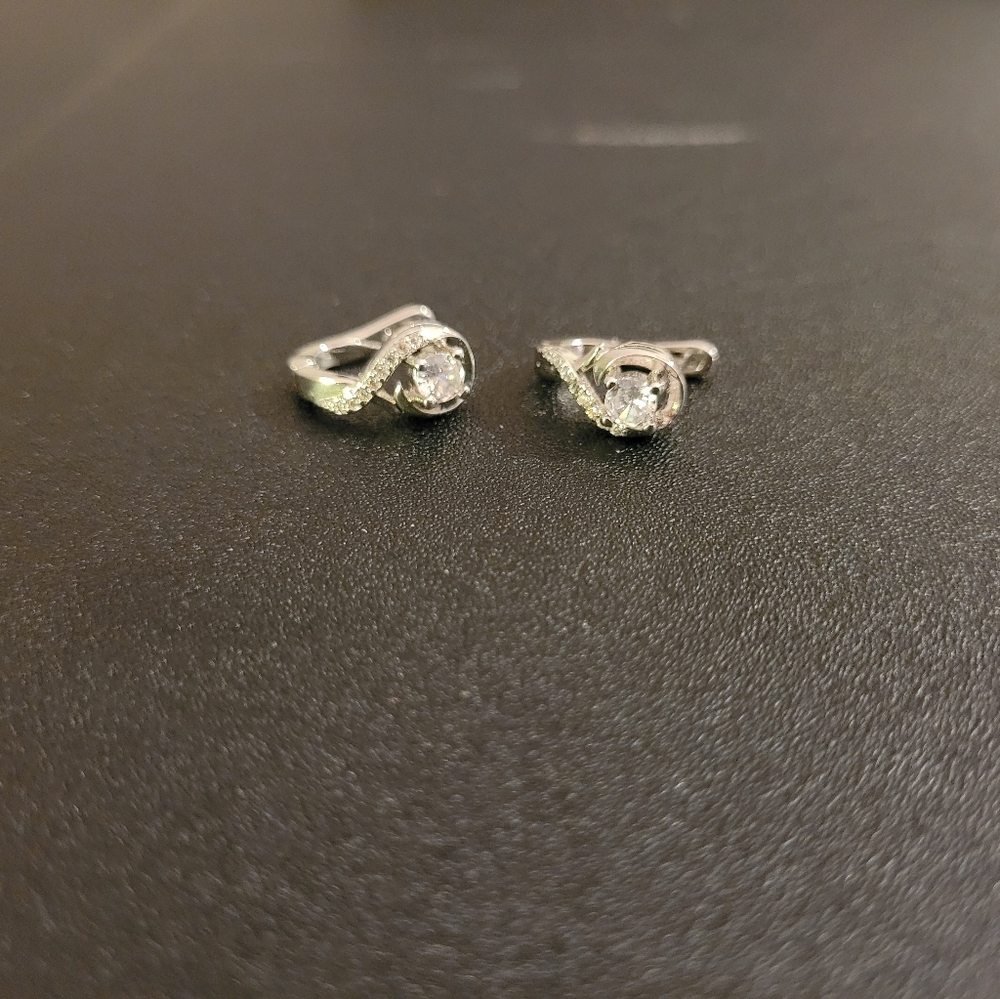 Diamond earrings